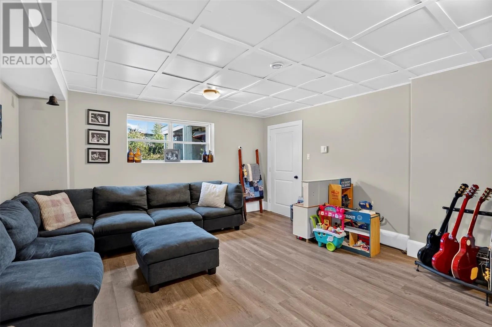 60 George Mercer Drive