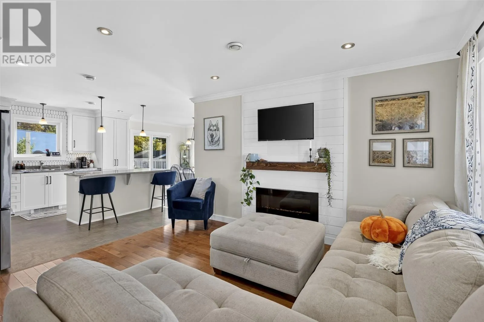 60 George Mercer Drive