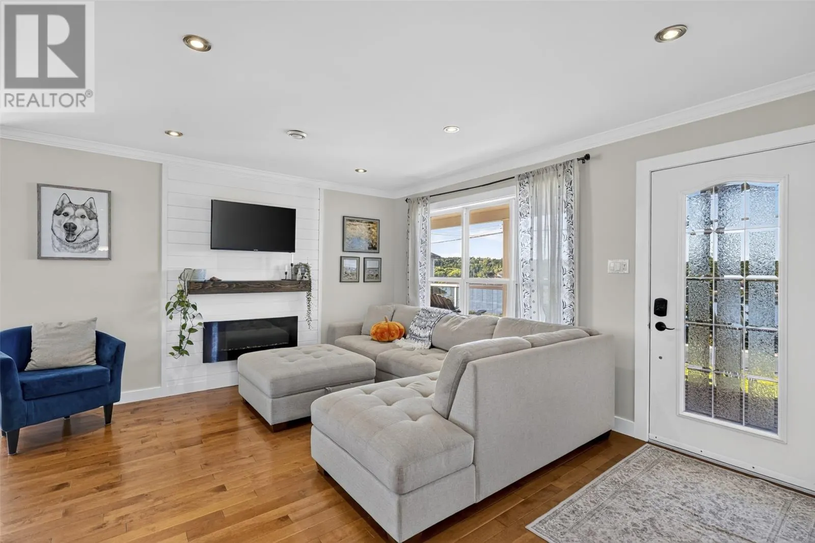 60 George Mercer Drive