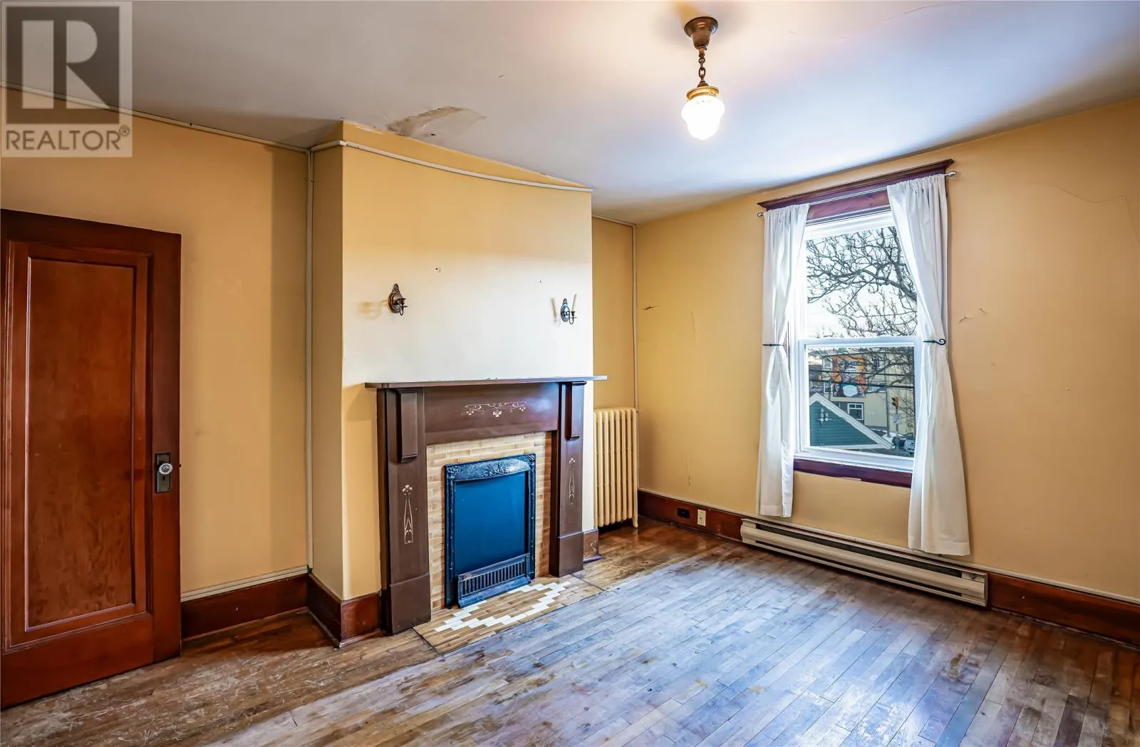 6 LeMarchant Road