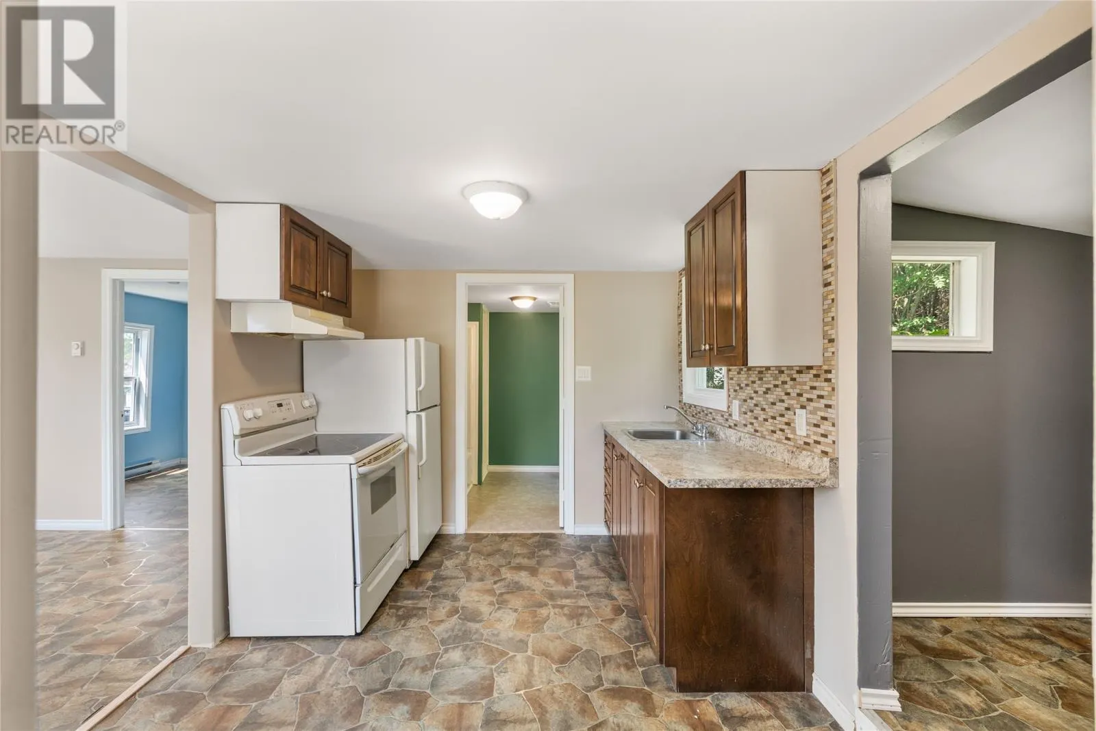 4 Conatti Place