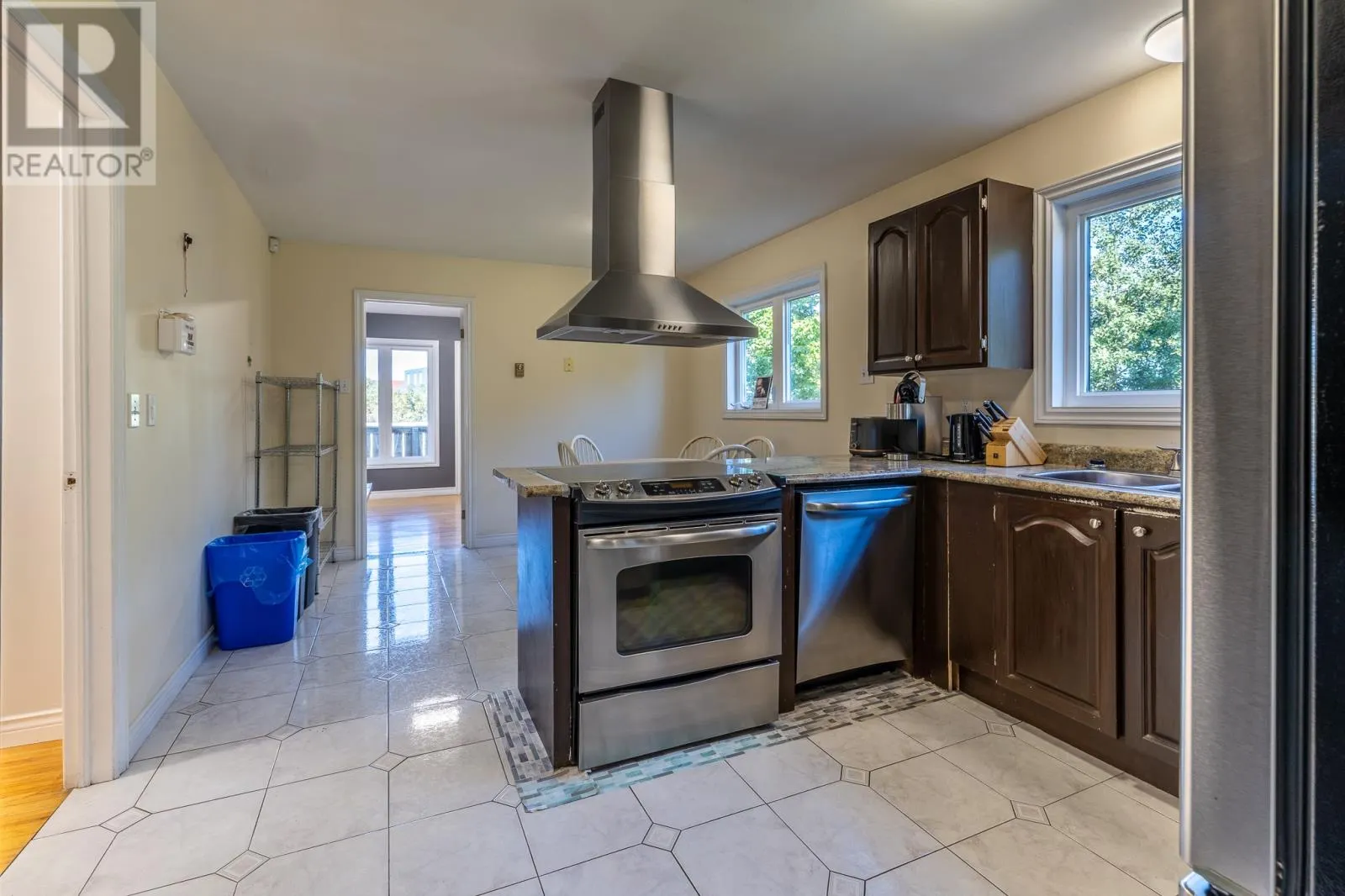 639 Torbay Road