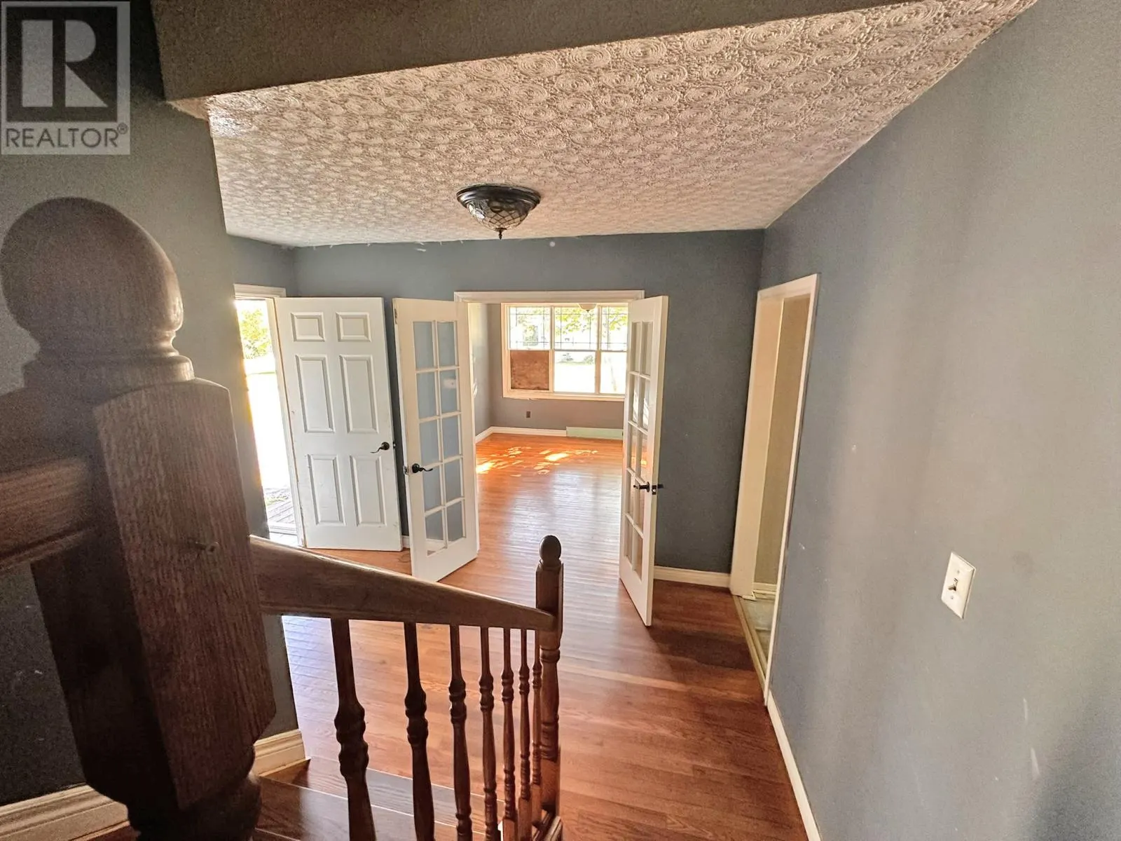 2 McMaster Place