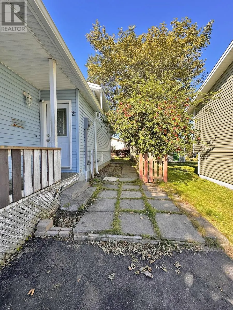 2 McMaster Place
