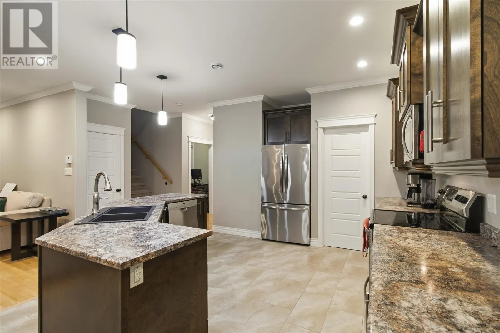 14 Sugarpine Crescent