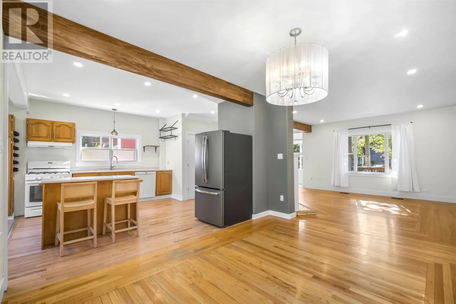 32 Craigmillar Avenue