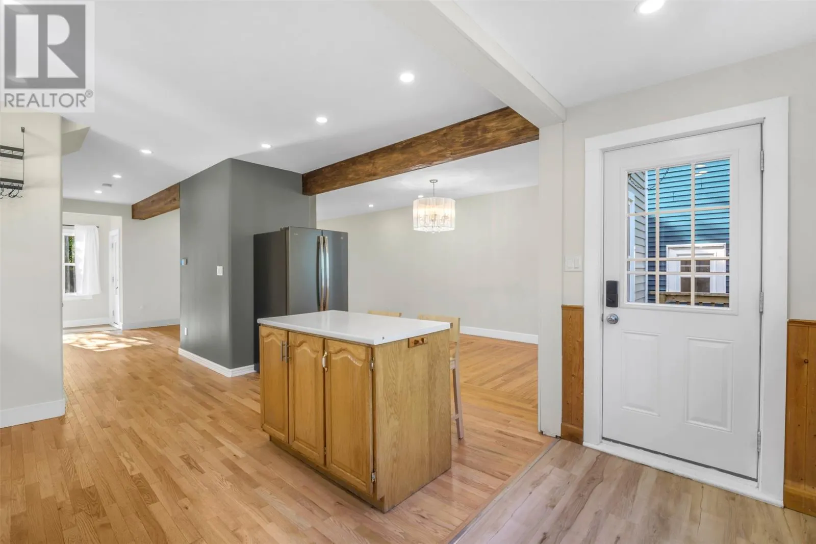 32 Craigmillar Avenue
