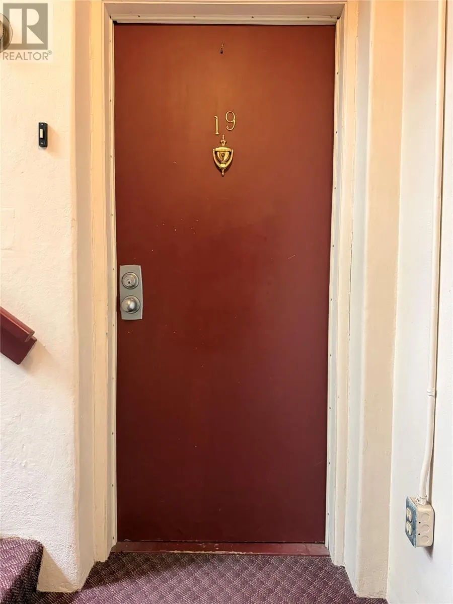 110 Linden Place Unit#19 #19