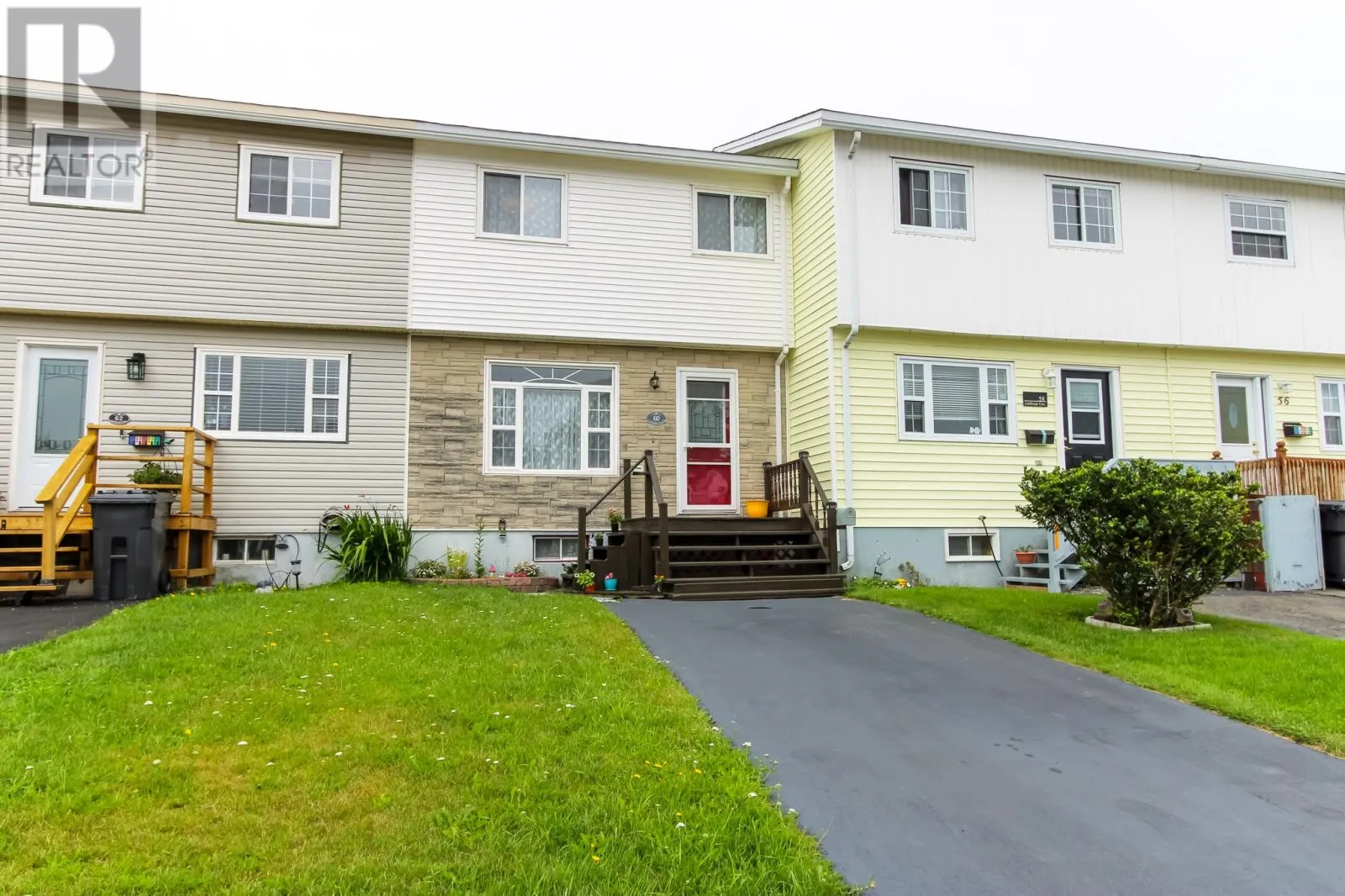 60 Lindbergh Crescent