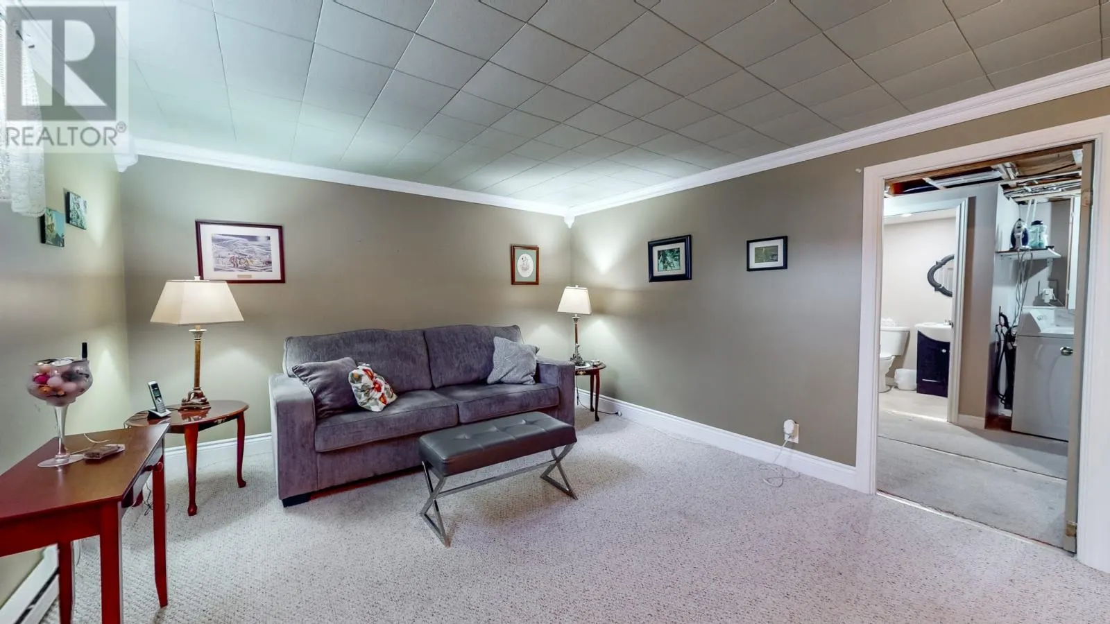 60 Lindbergh Crescent