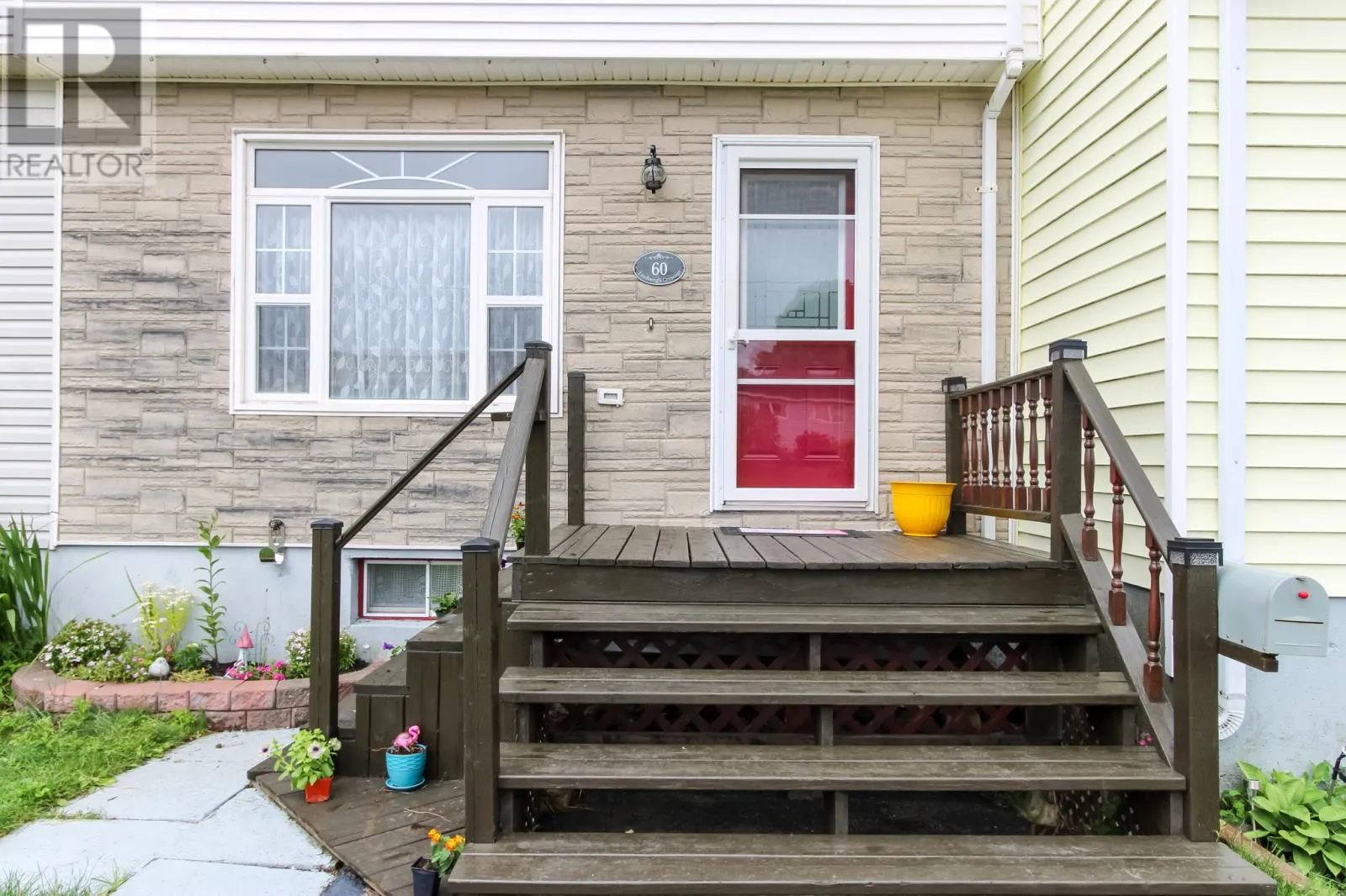 60 Lindbergh Crescent