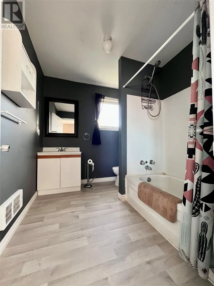 11A Camp Street