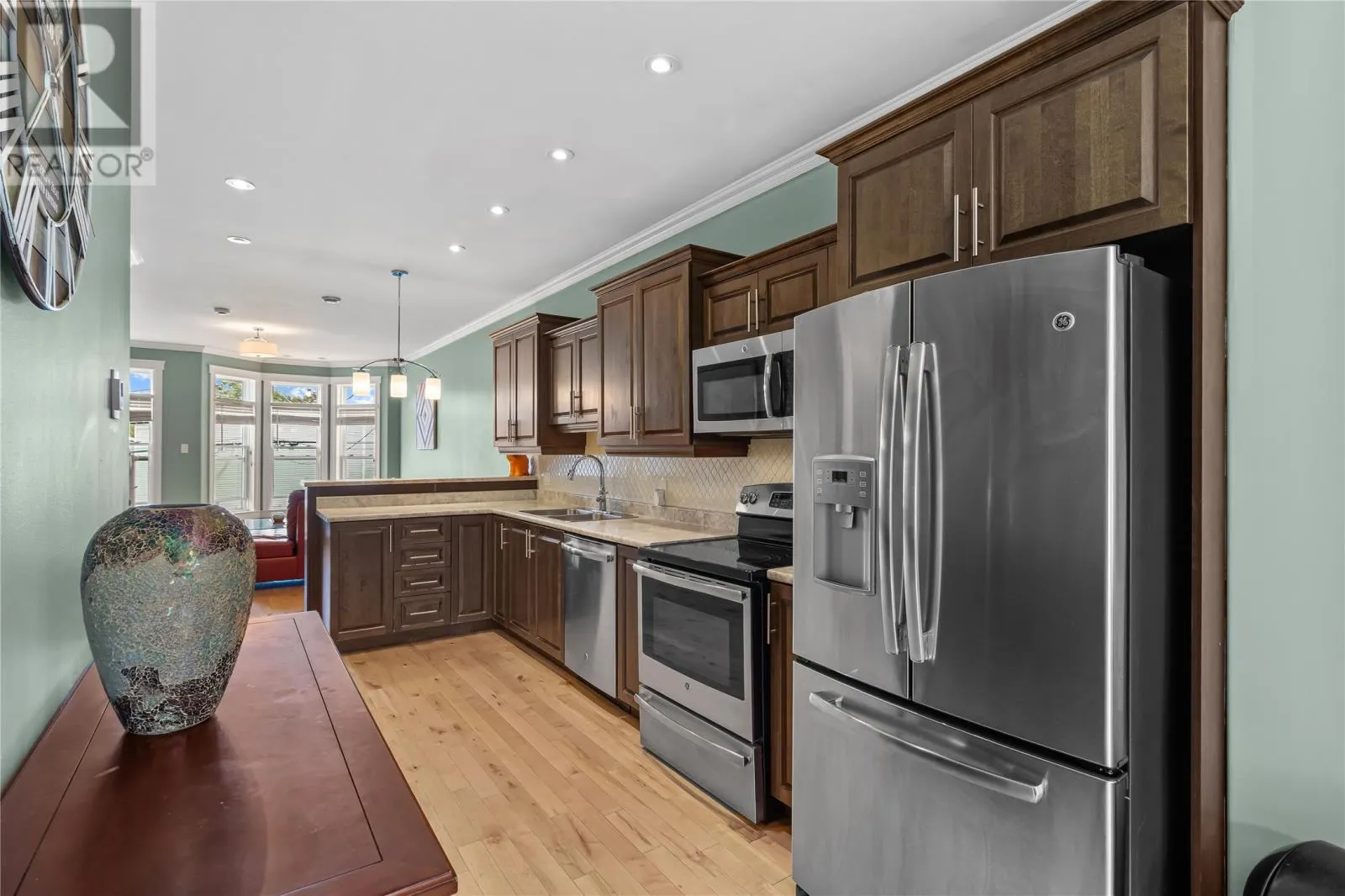 34 Freshwater Road