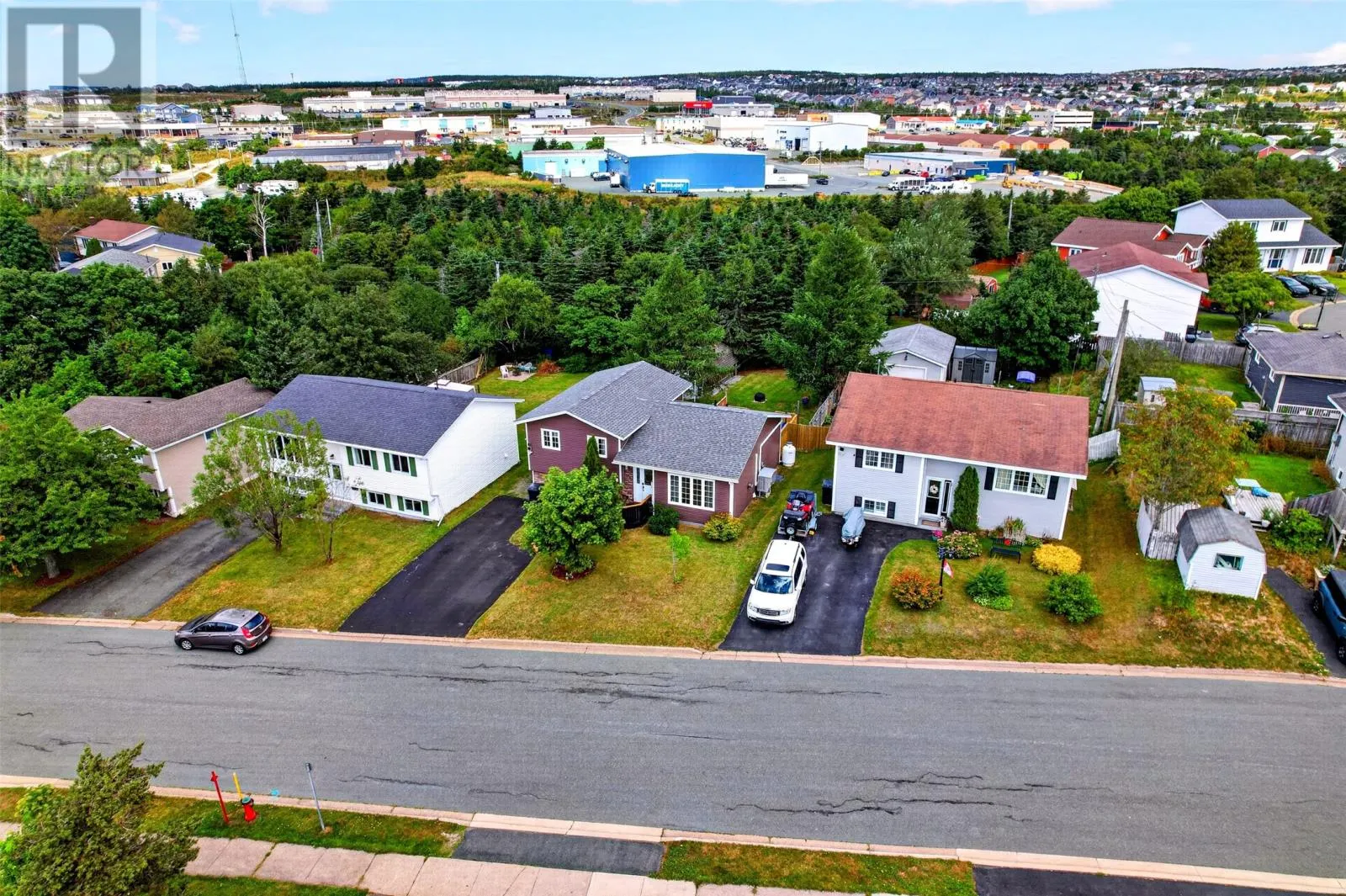12 Leger Crescent