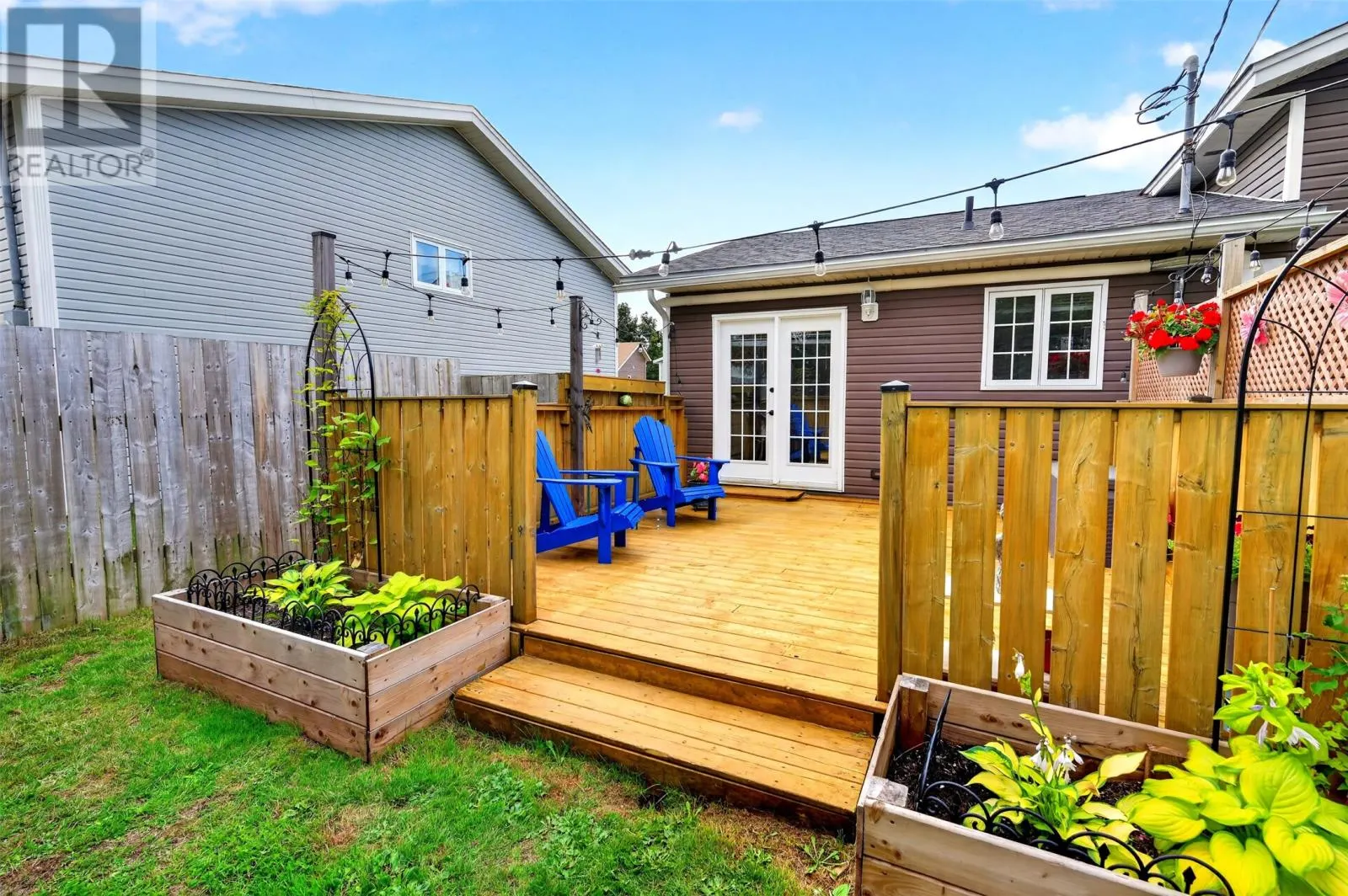 12 Leger Crescent