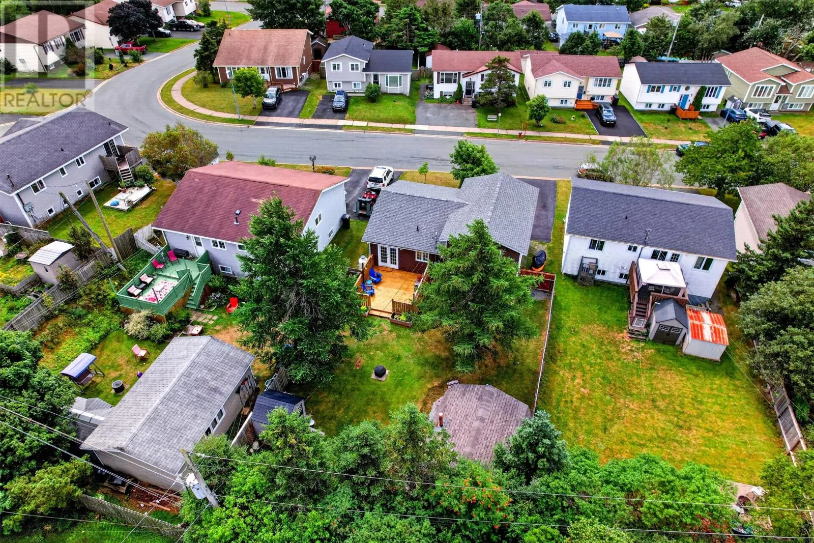 12 Leger Crescent