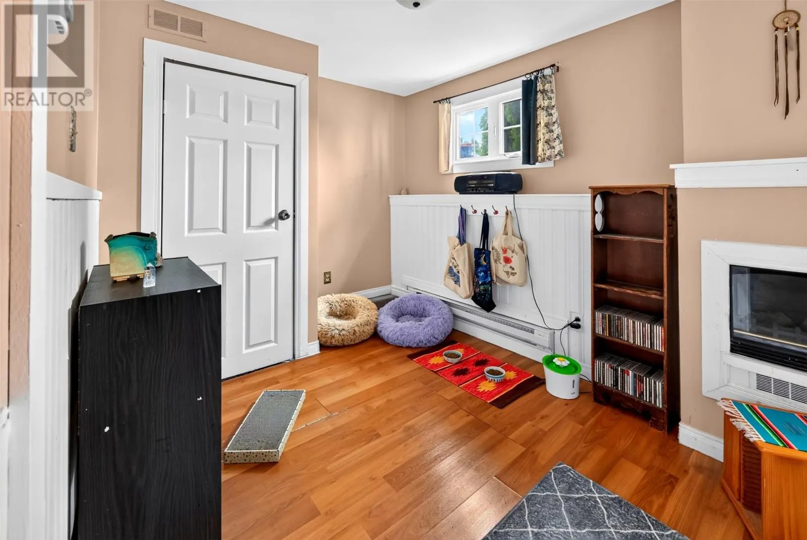 12 Leger Crescent