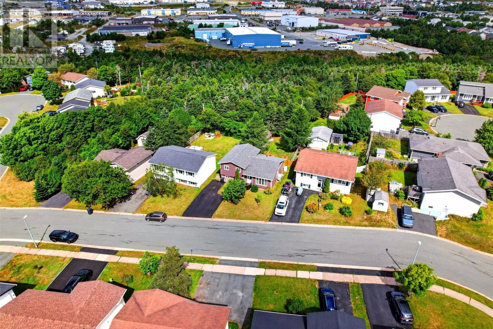 12 Leger Crescent