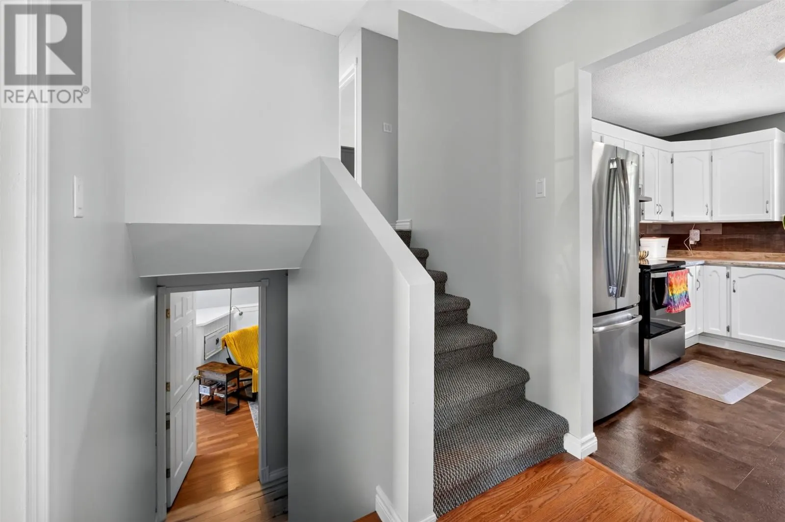 12 Leger Crescent