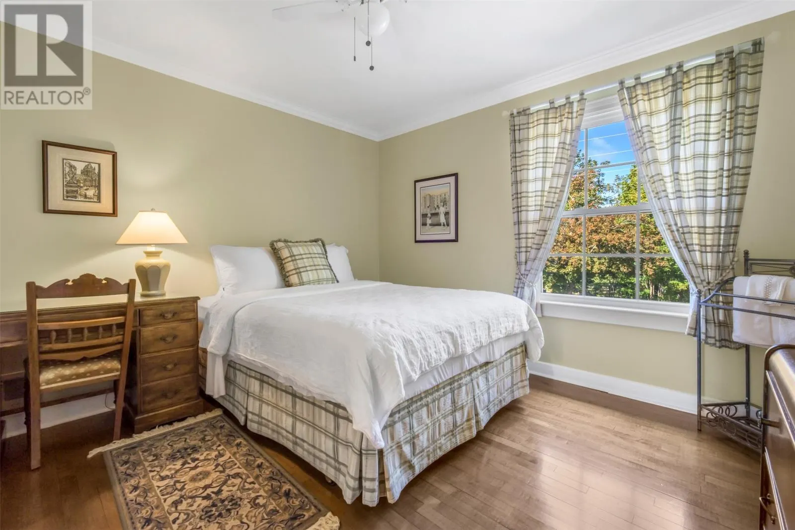 23 Long Pond Road