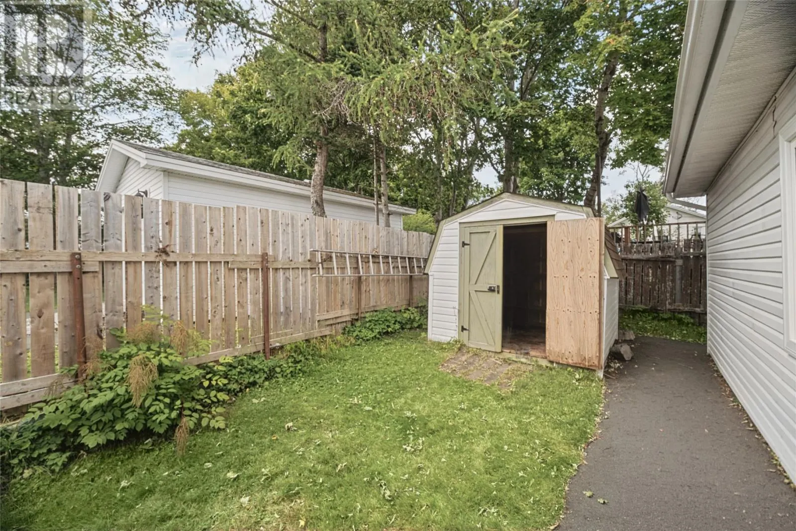 26 Firgreen Avenue