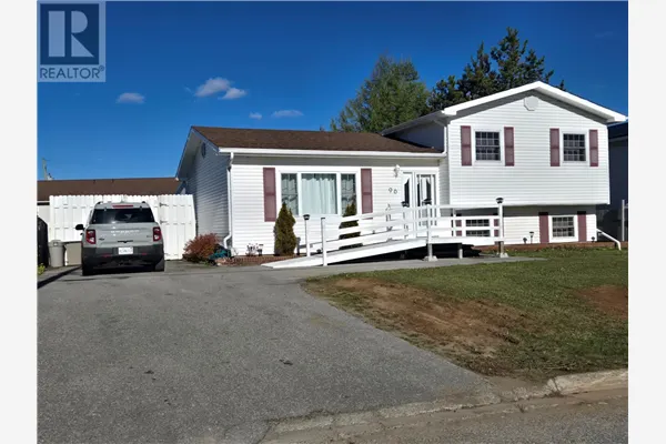 96 Colonial Avenue