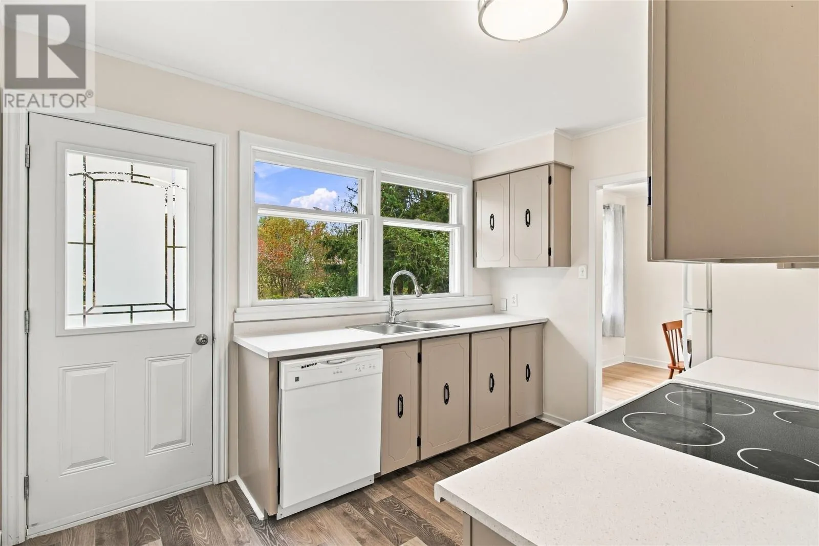6 Cherry Hill Road