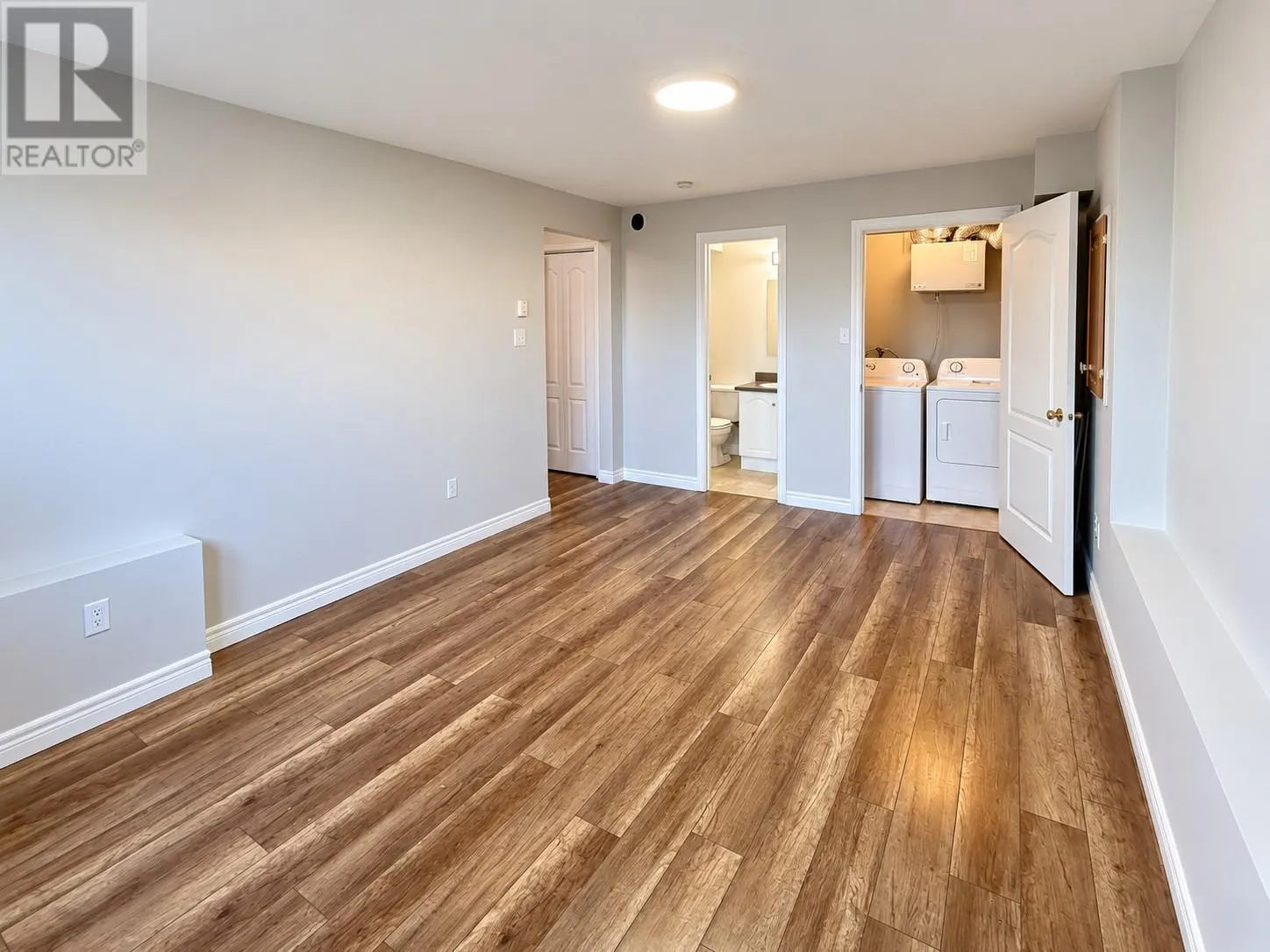 3 Burdell Place