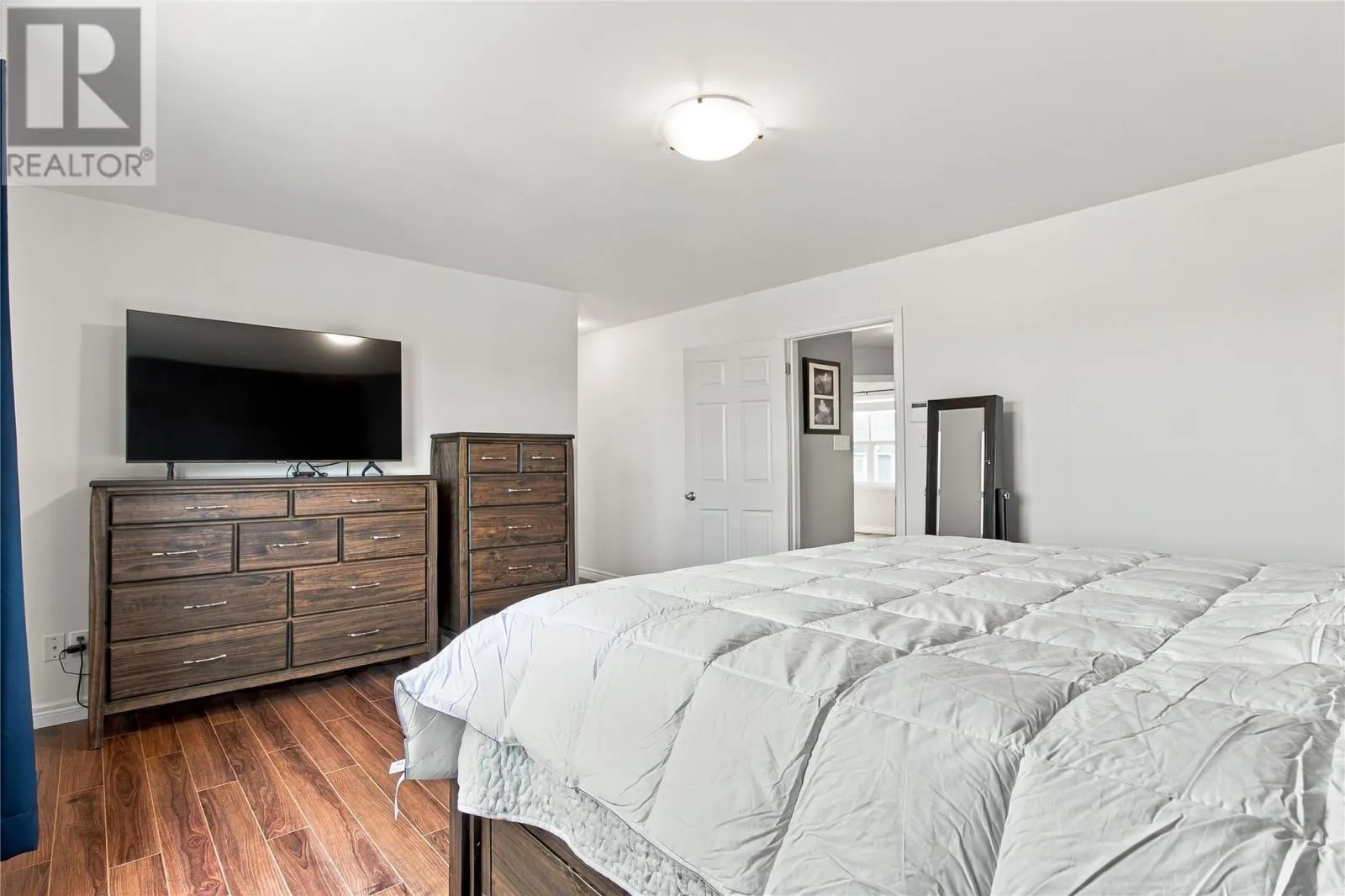 23 Hollyberry Drive