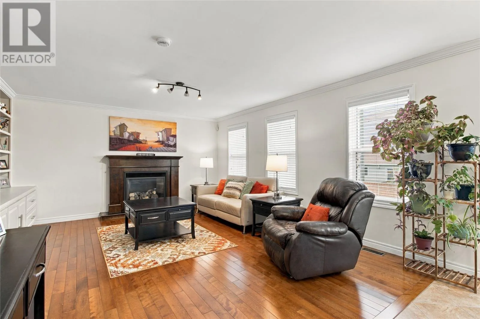 23 Hollyberry Drive
