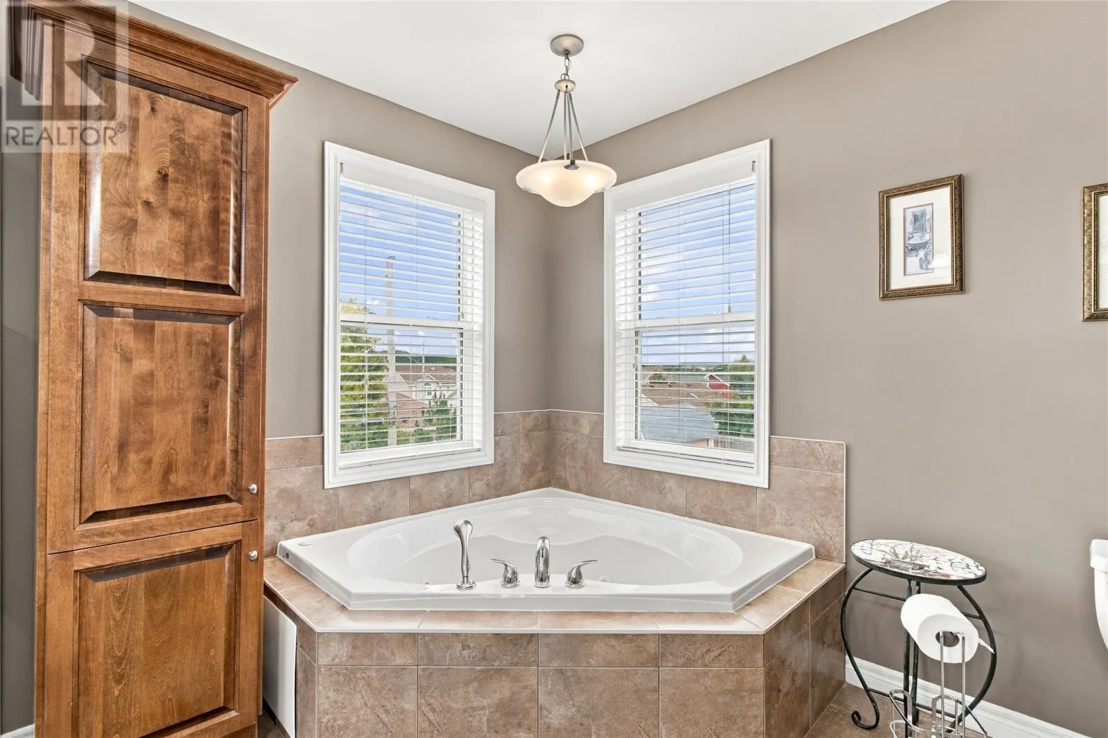 23 Hollyberry Drive