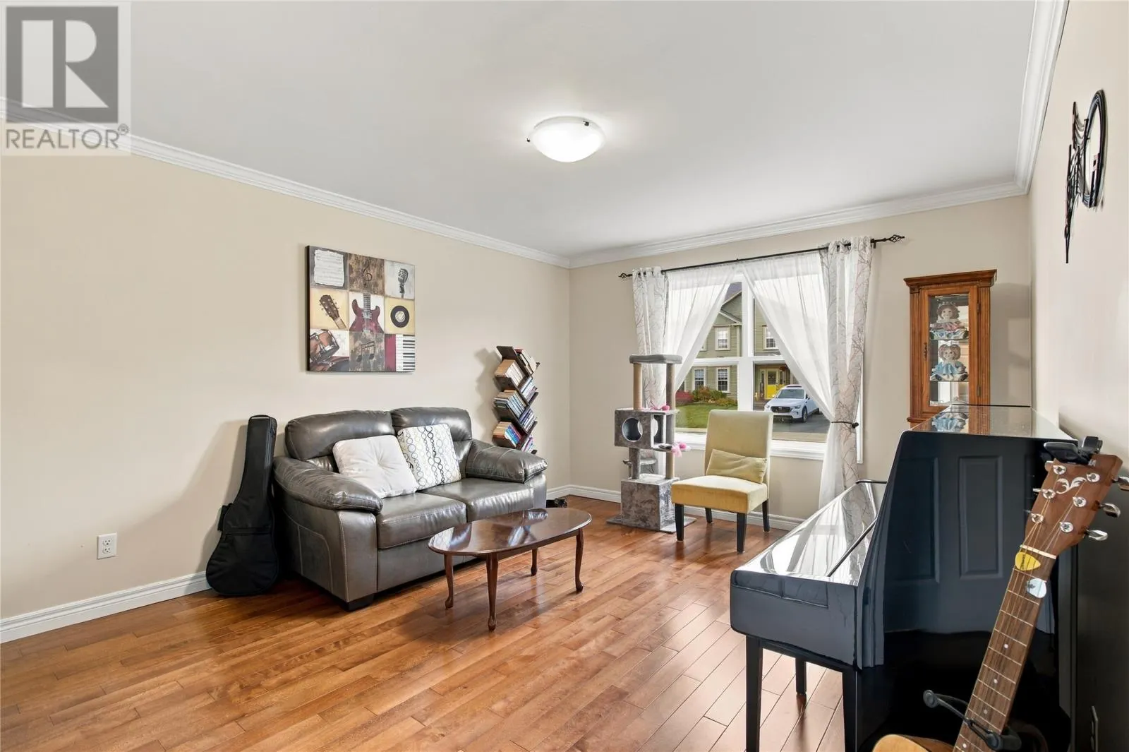 23 Hollyberry Drive