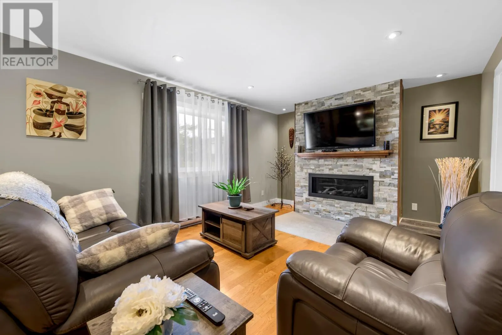 7 Jacobs Place
