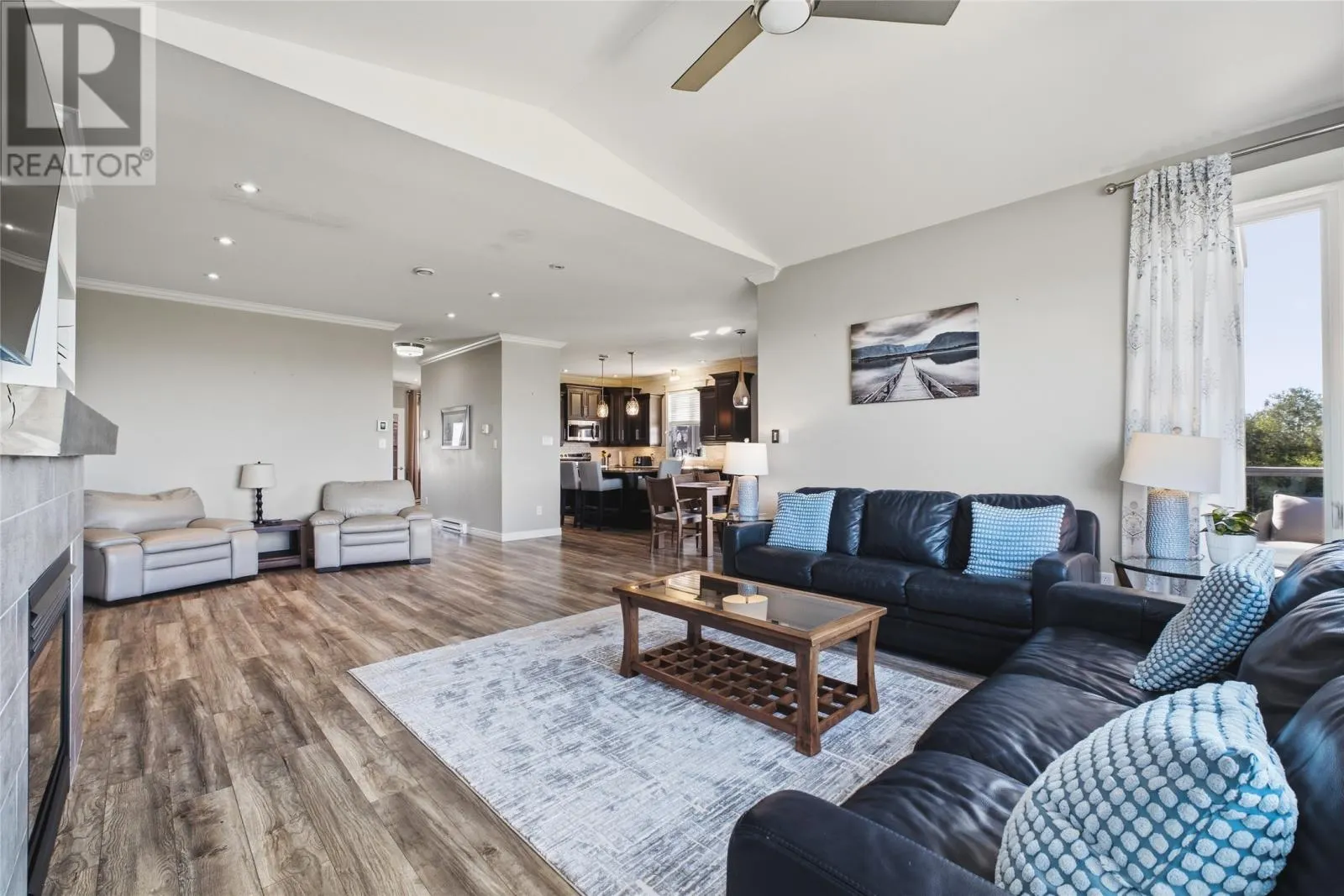 9 Crestview Place