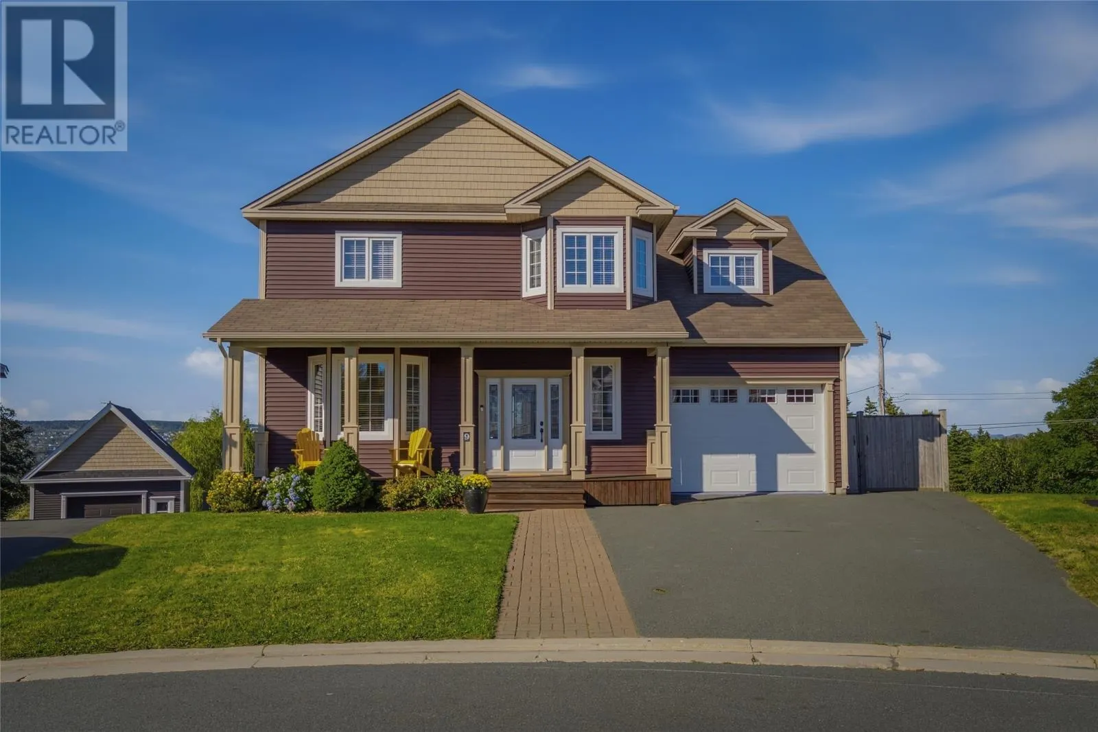 9 Crestview Place