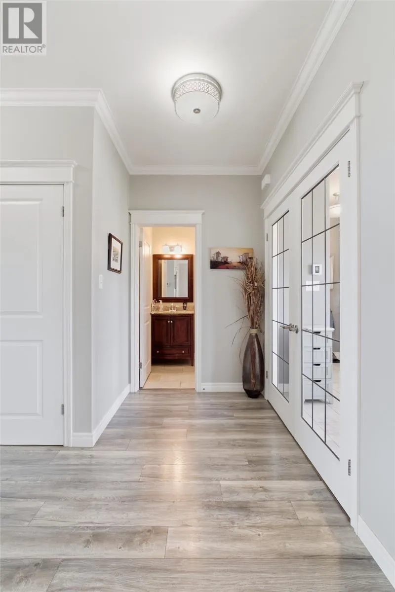 9 Crestview Place