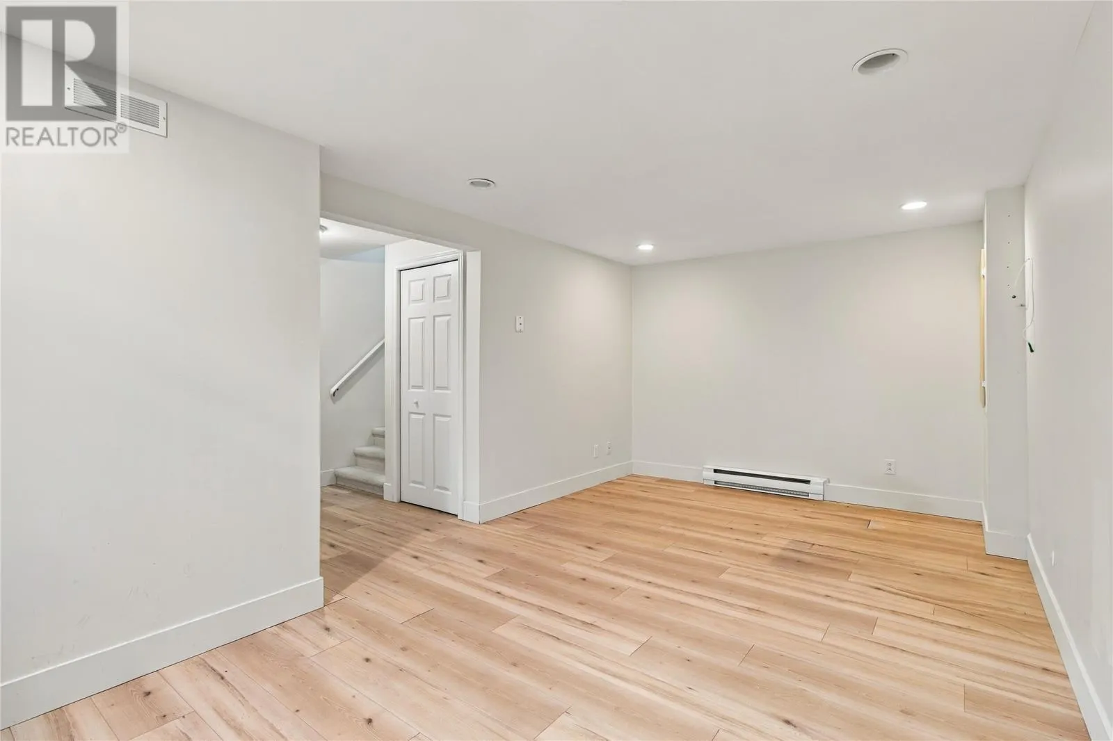 25 Laumann Place