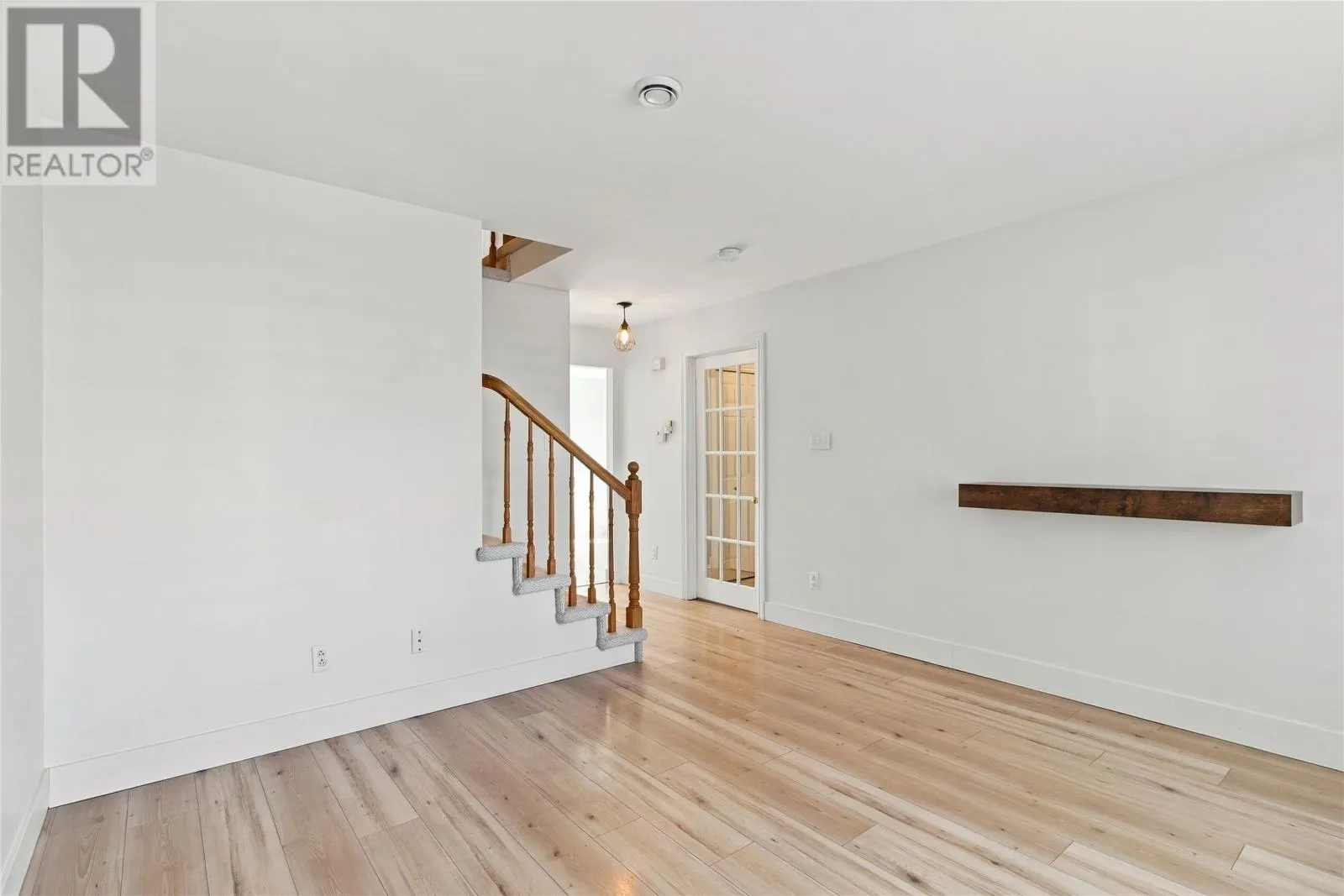 25 Laumann Place