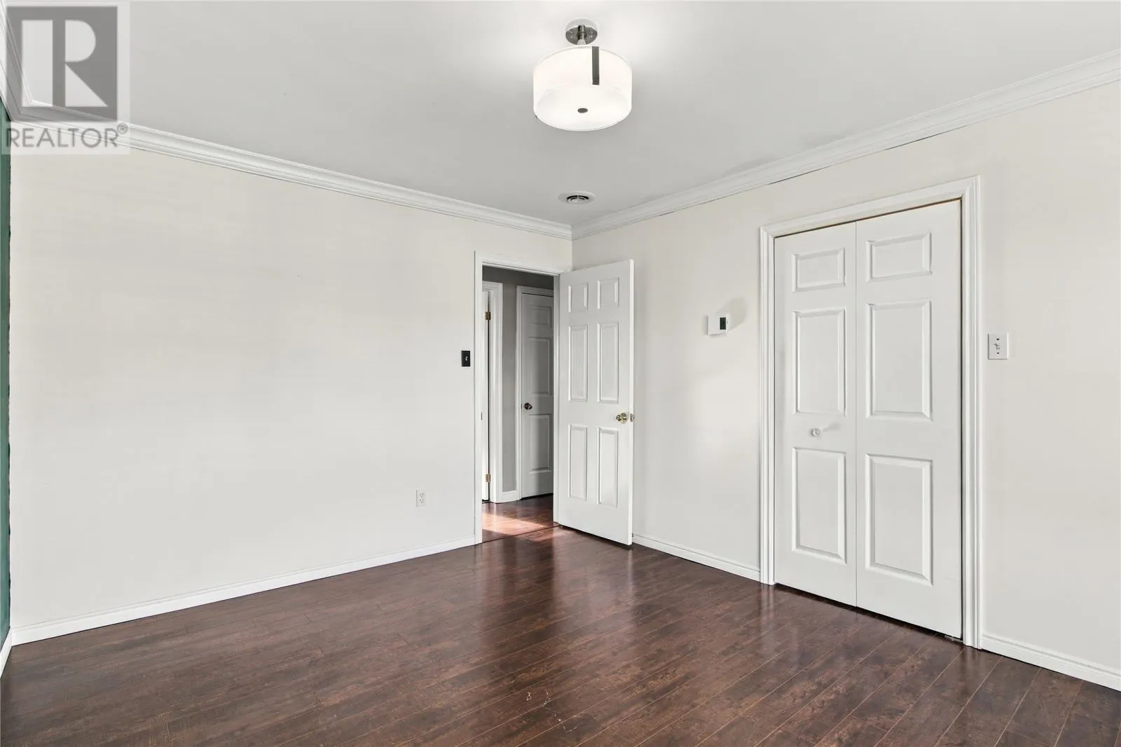 10 Clevedon Crescent