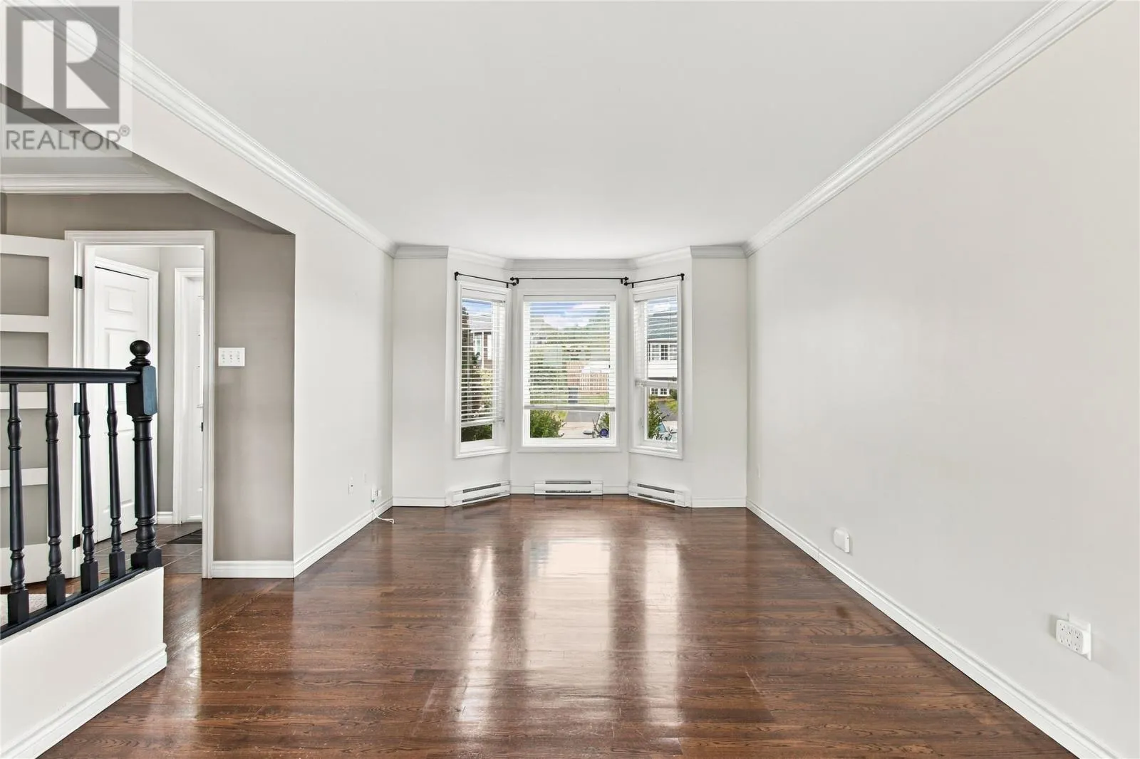 10 Clevedon Crescent