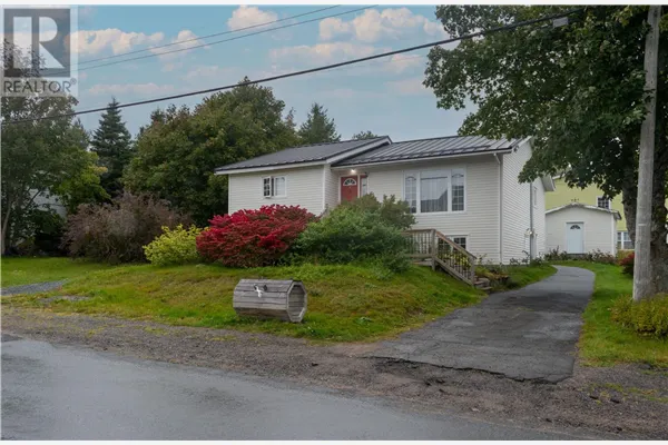 84 Lemarchant Street