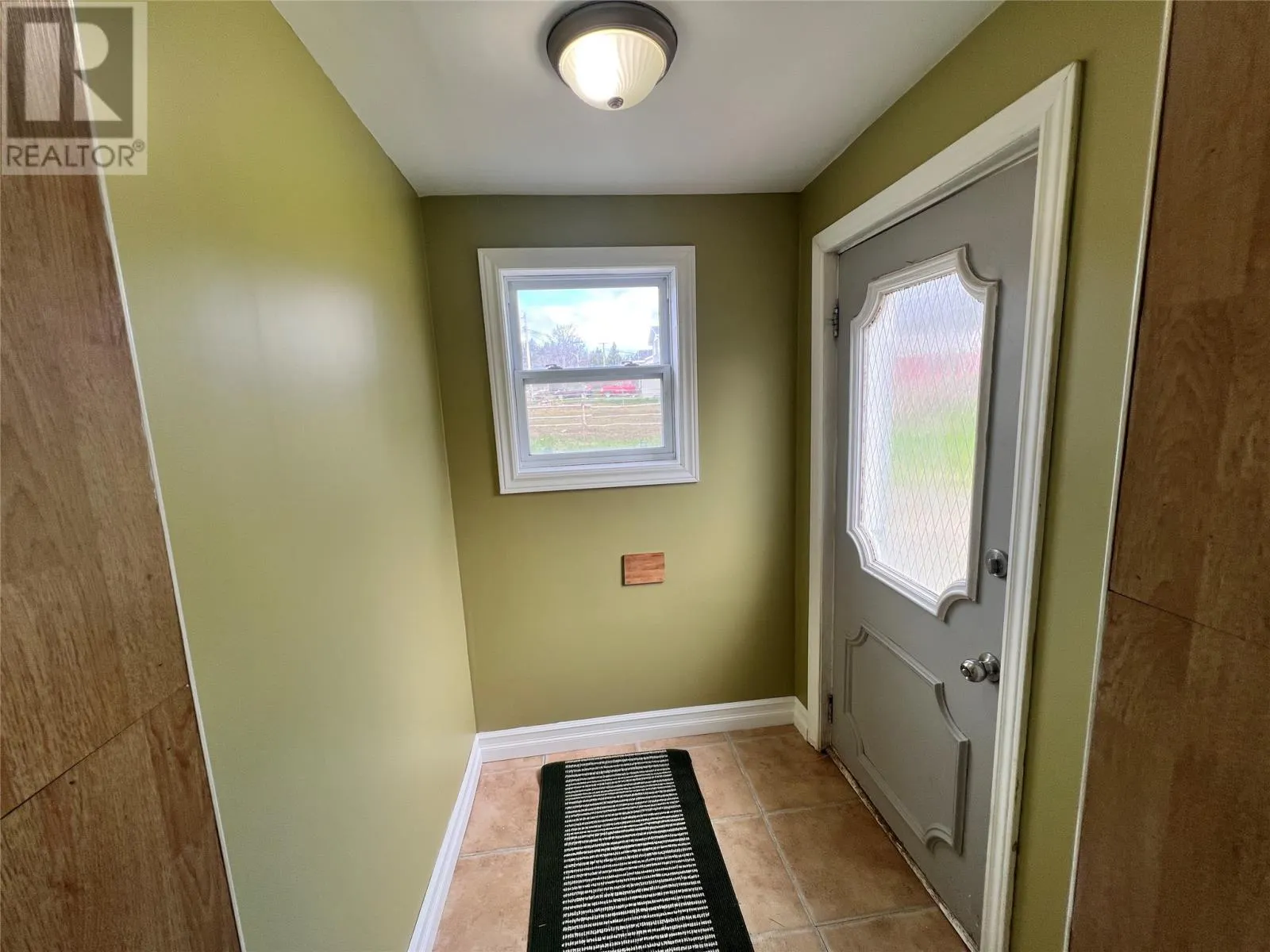 10-12 Hill Avenue