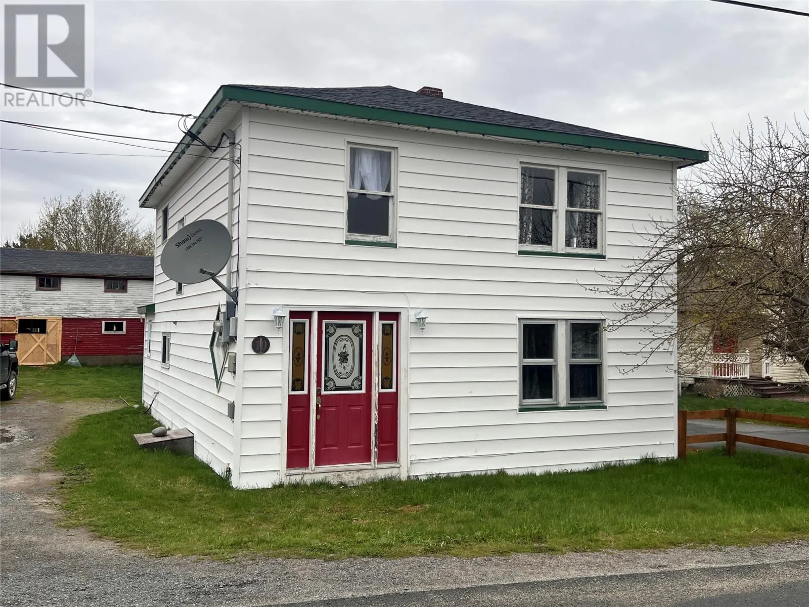 10-12 Hill Avenue