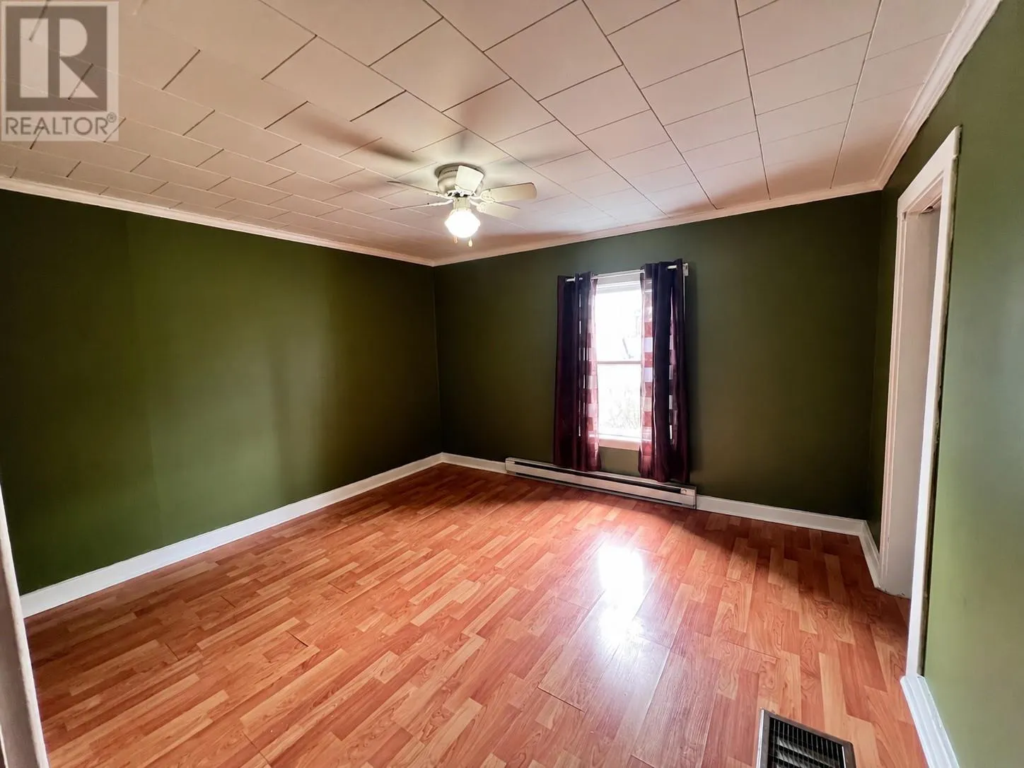 10-12 Hill Avenue