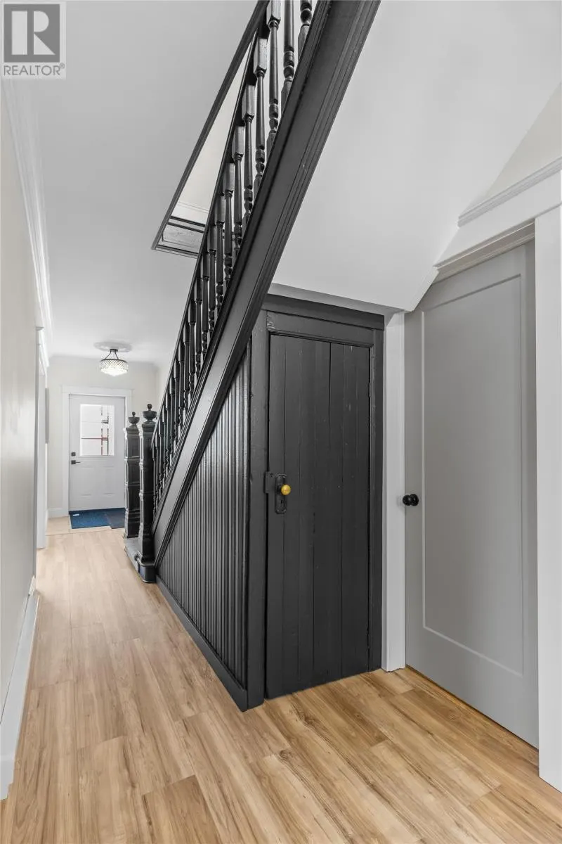 2 Blackmarsh Road