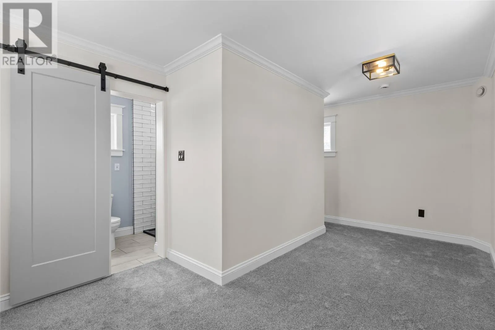 2 Blackmarsh Road