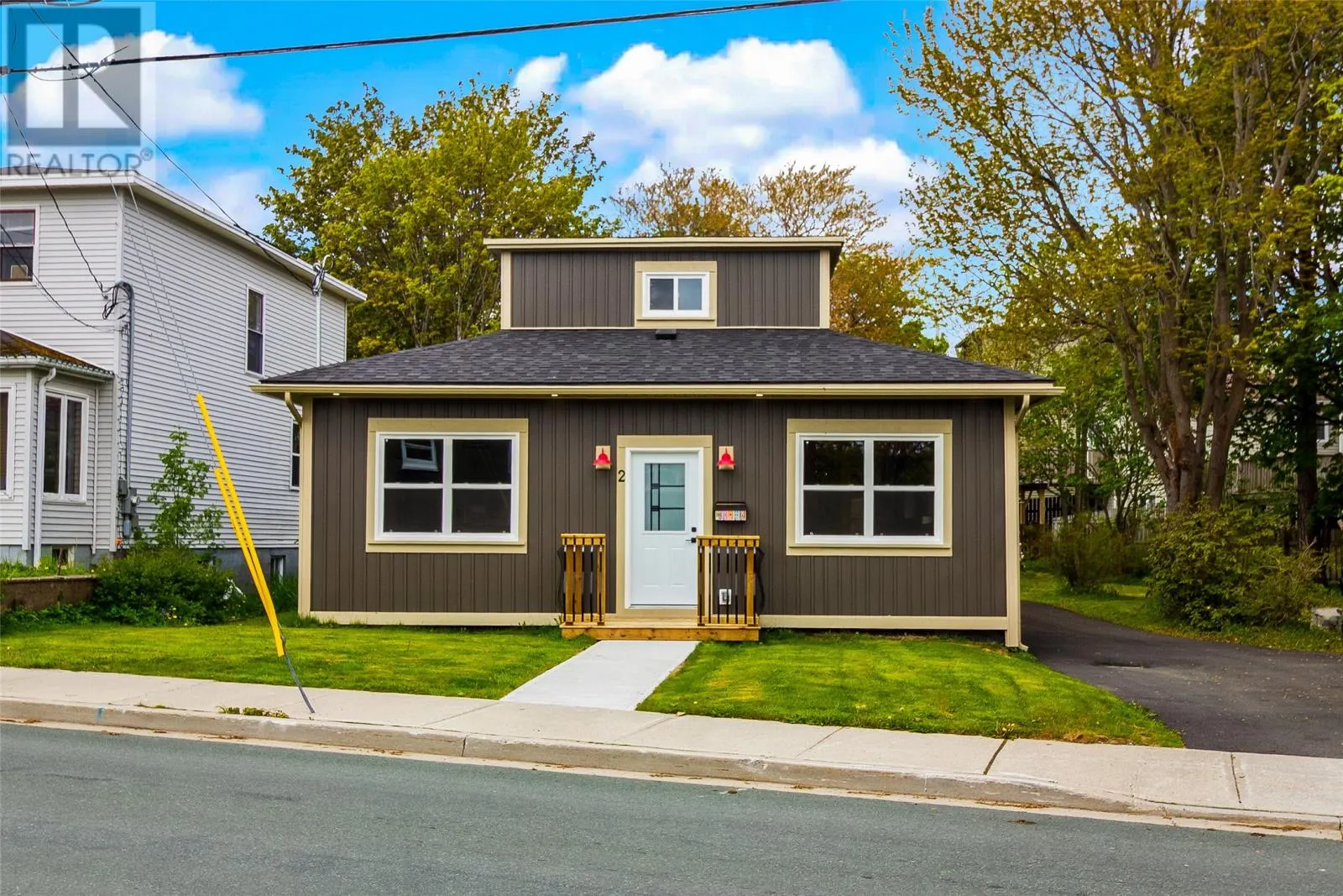 2 Blackmarsh Road