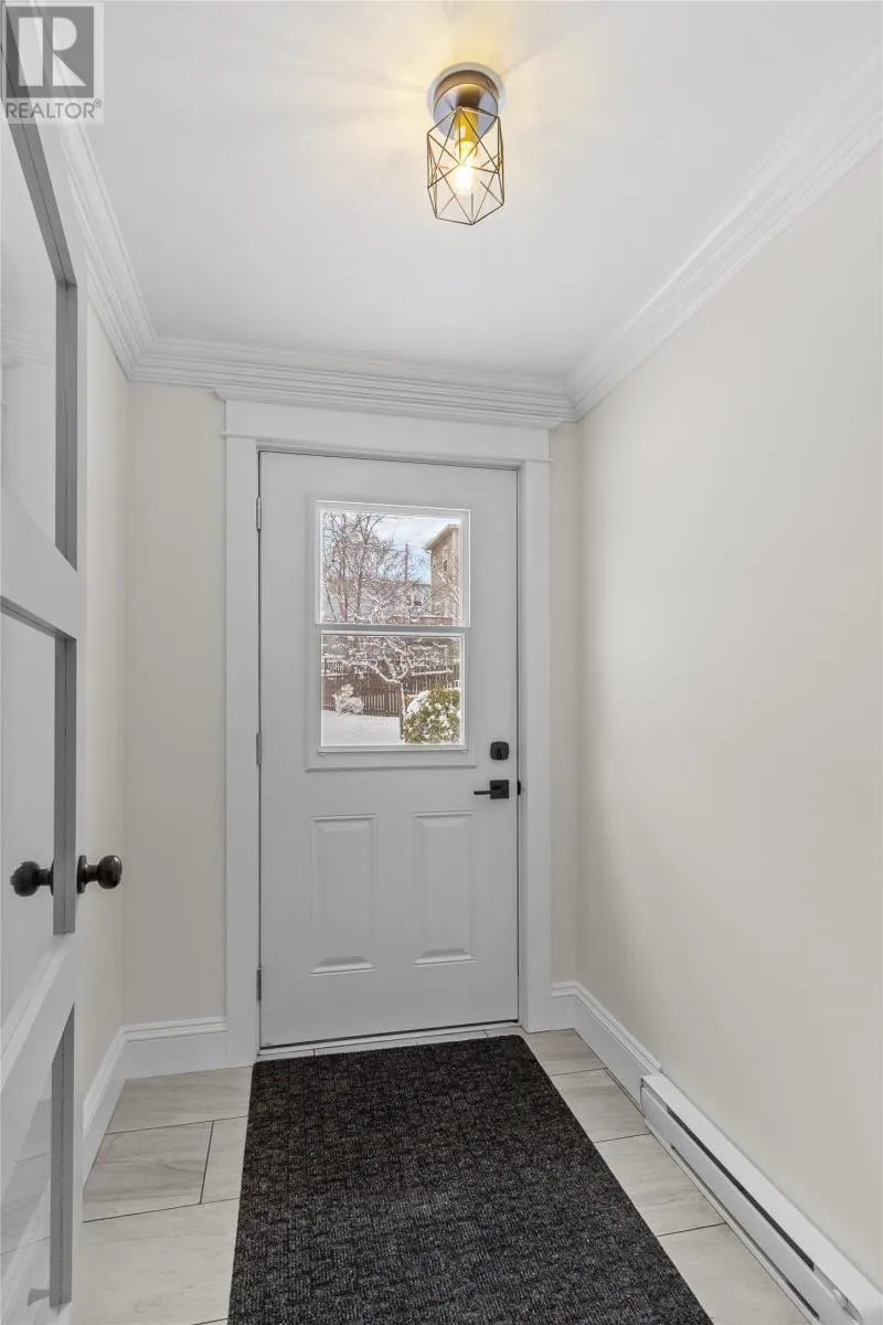 2 Blackmarsh Road