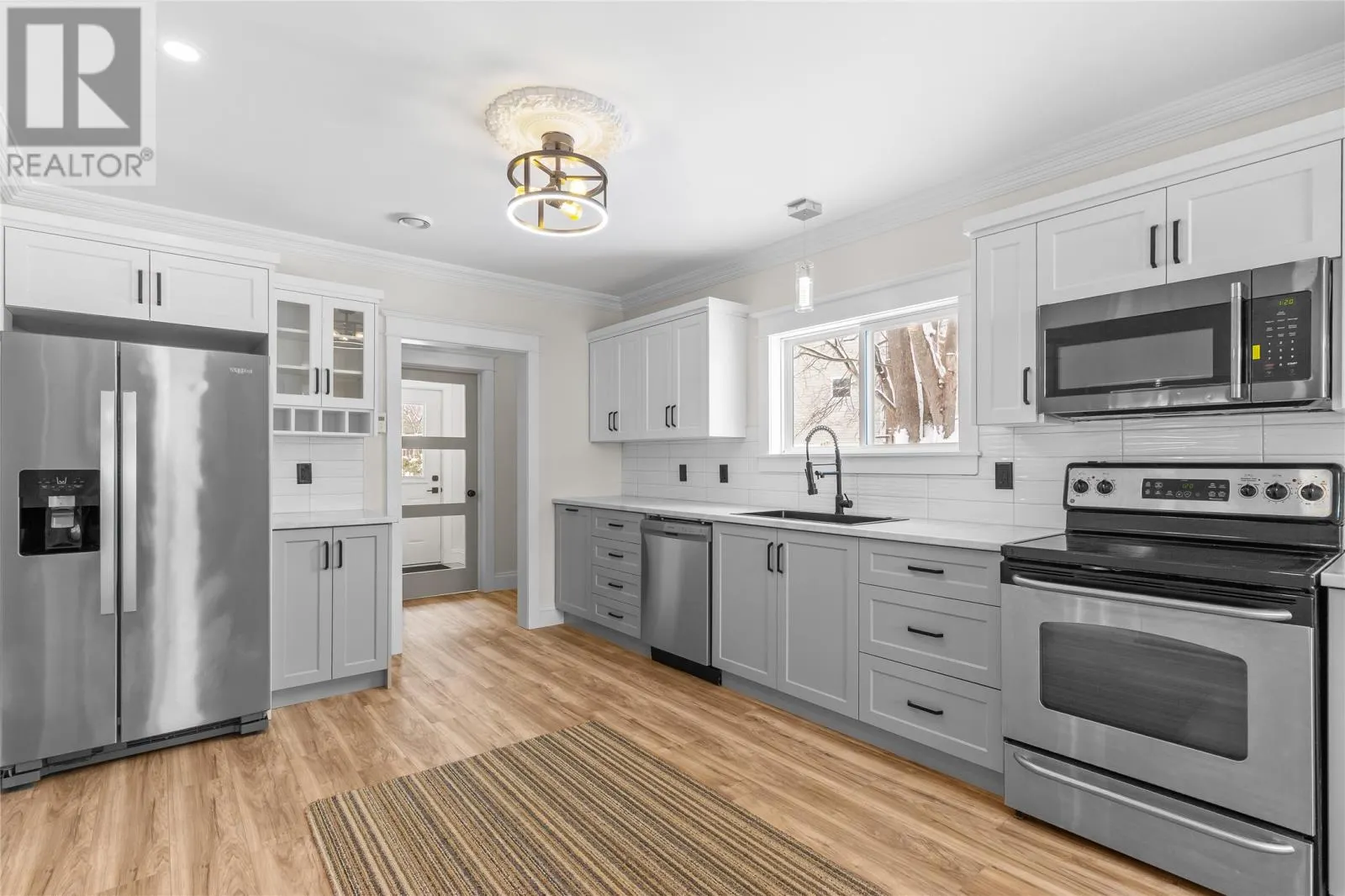 2 Blackmarsh Road