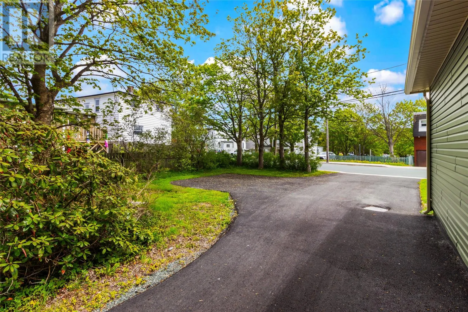 2 Blackmarsh Road